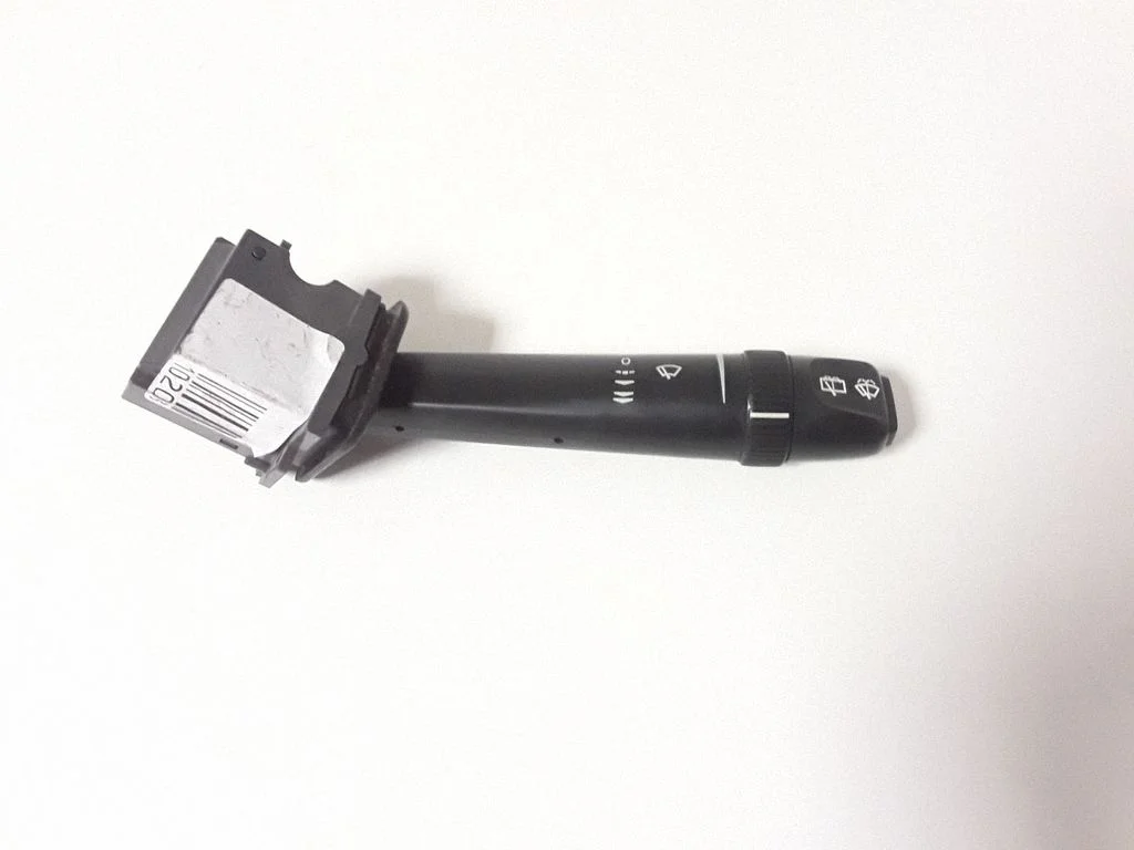 Wiper control stalk – Volvo XC90 (2003-2006)