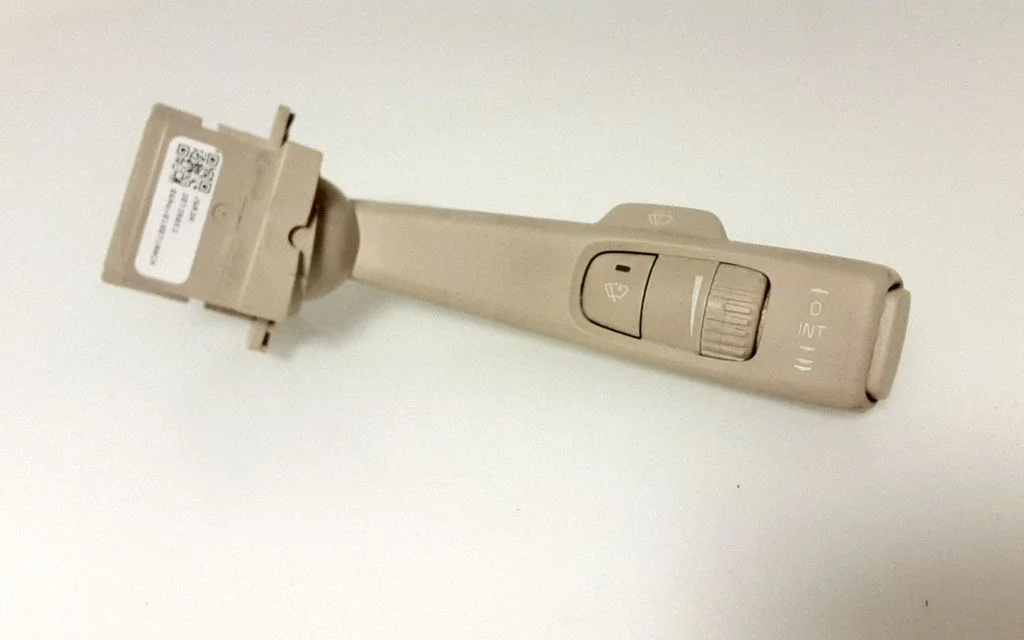 Wiper control stalk – Volvo S80 (2007-2013)