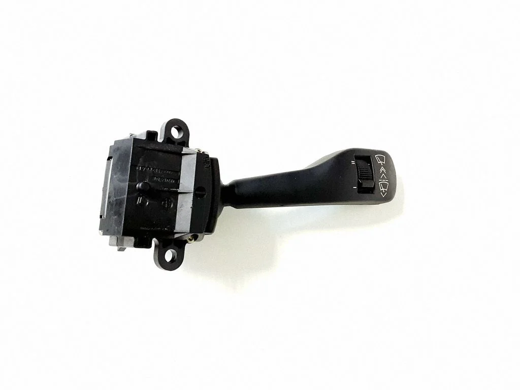 Klaasipuhastite hoob – BMW X5 E53 (1999-2006)