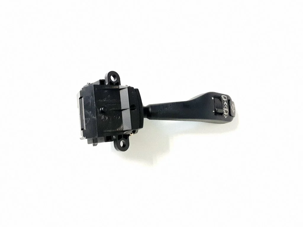 Klaasipuhastite hoob – BMW X5 E53 (1999-2006)