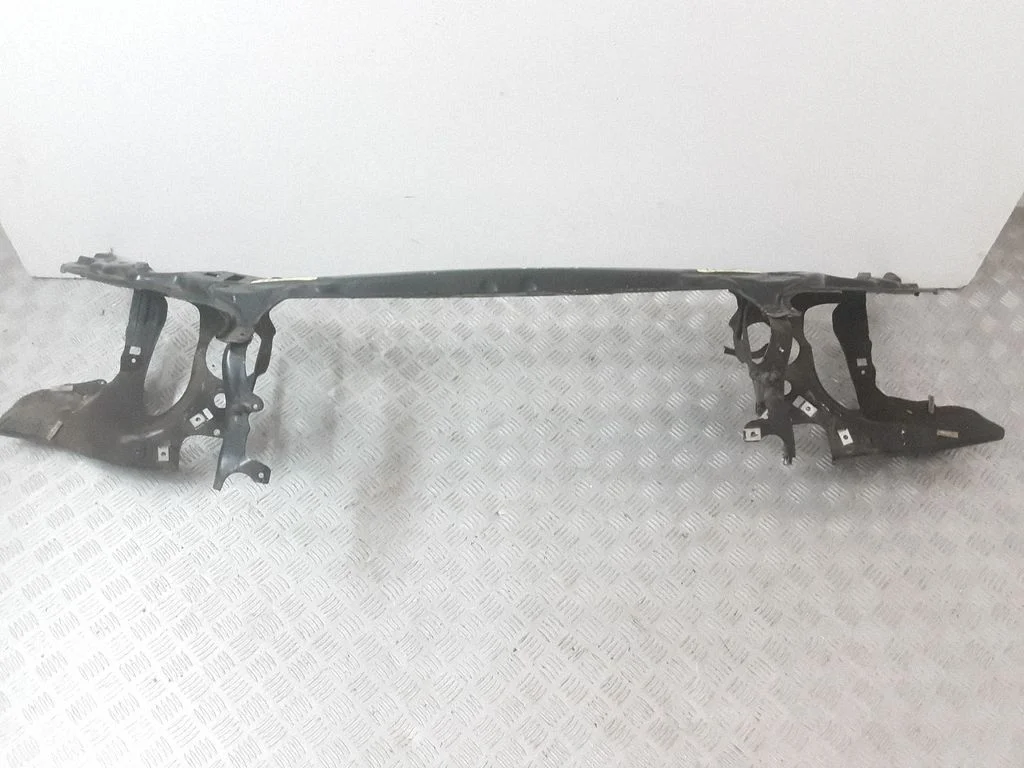 Top upper radiator support slam panel – BMW 7 Series E65 E66 (2001-2008)