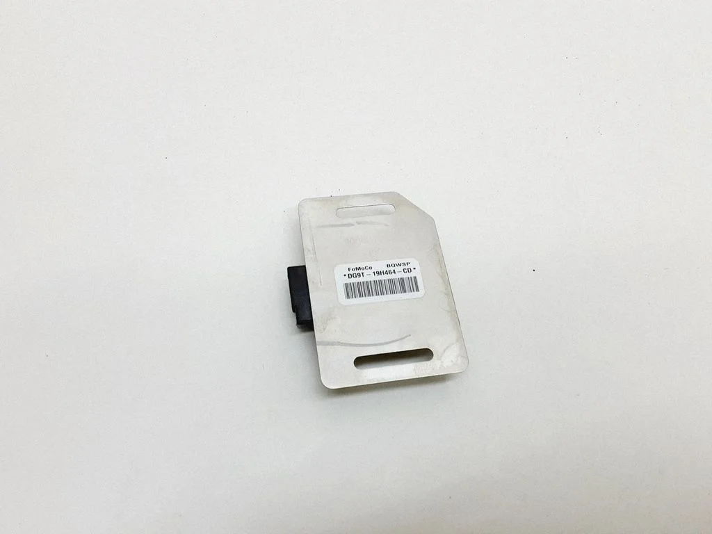 Antena (GPS) – Ford Fusion II (2013-)