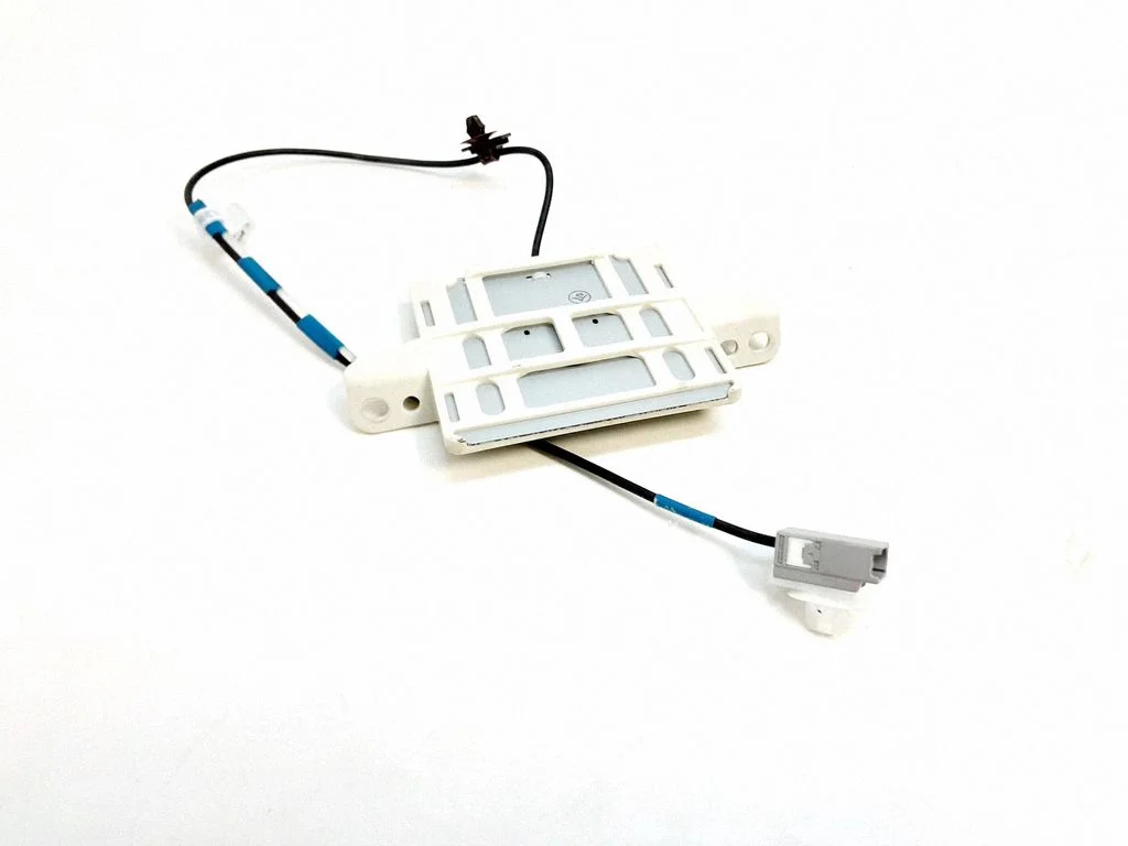 Antena (GPS) – Toyota RAV 4 (XA40) (2012-2018)