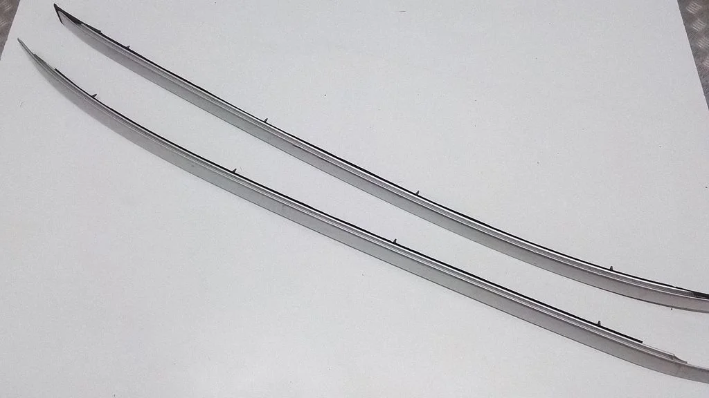 Roof bar rail – Volvo XC60 (2009-2013)