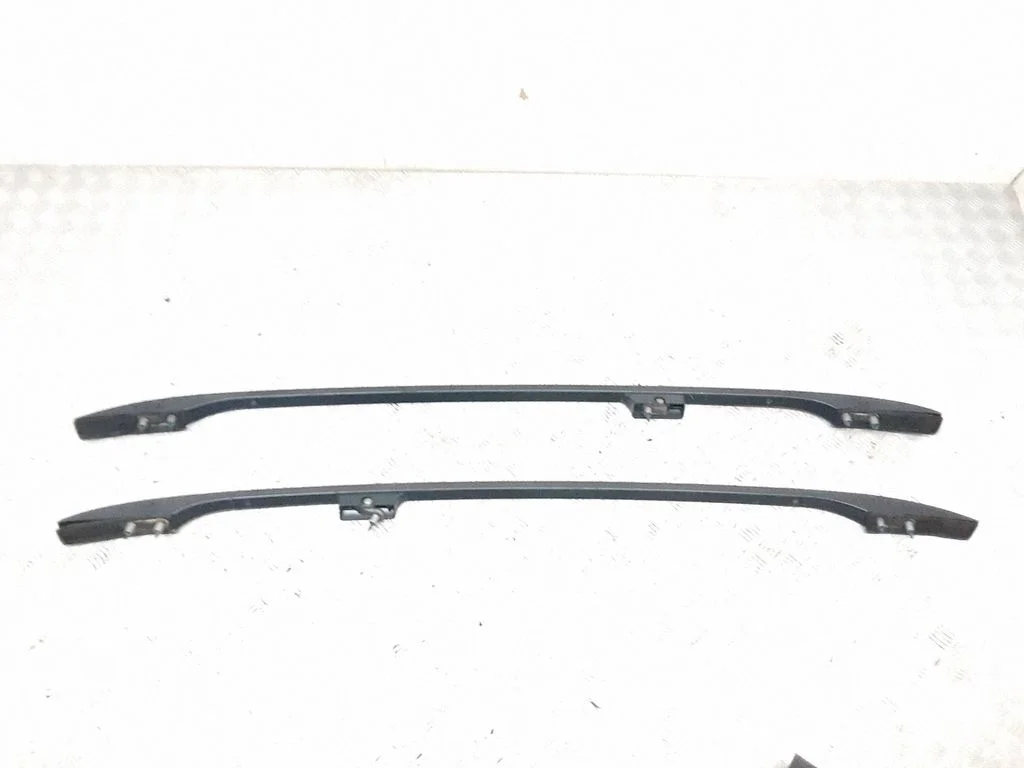 Katuse pikivardad „sarved" – BMW X5 E53 (1999-2006)