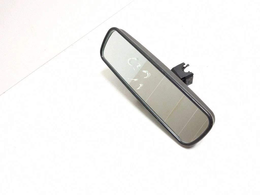 Rear view mirror (interior) 015478