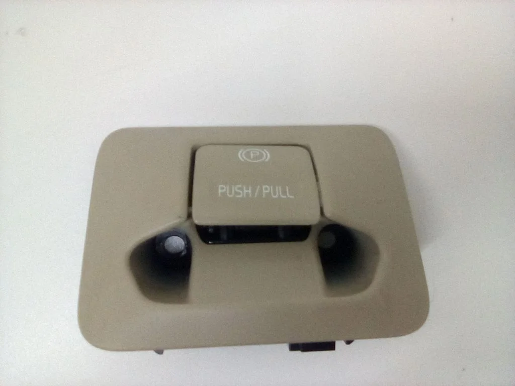 Hand parking brake switch – Volvo S80 (2007-2013)
