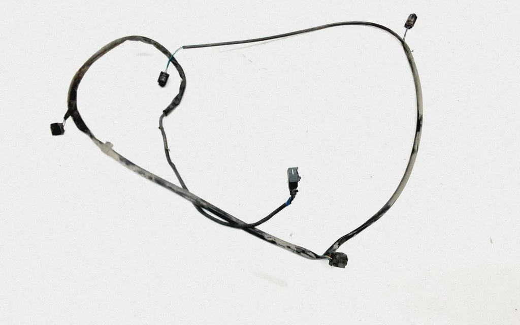 Parking sensor (PDC) wiring loom – Volvo S80 (2004-2006)