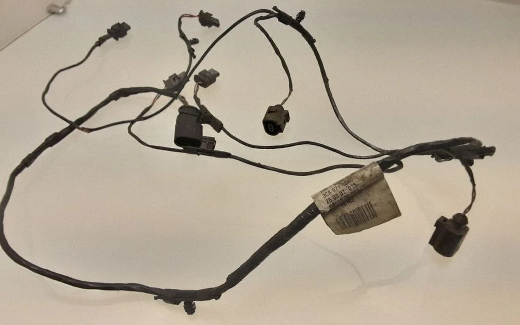 Parking sensor (PDC) wiring loom – Volkswagen Passat CC (2008-2016)