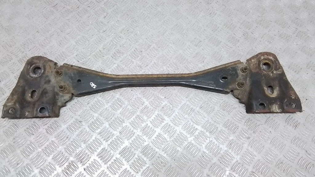 Muu esivedrustuse osa – Volvo S80 (2007-2013)