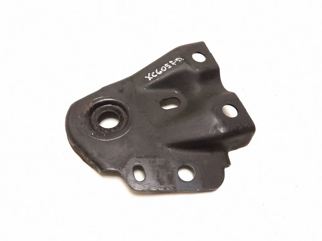 Other front suspension part – Volvo XC60 (2009-2013)