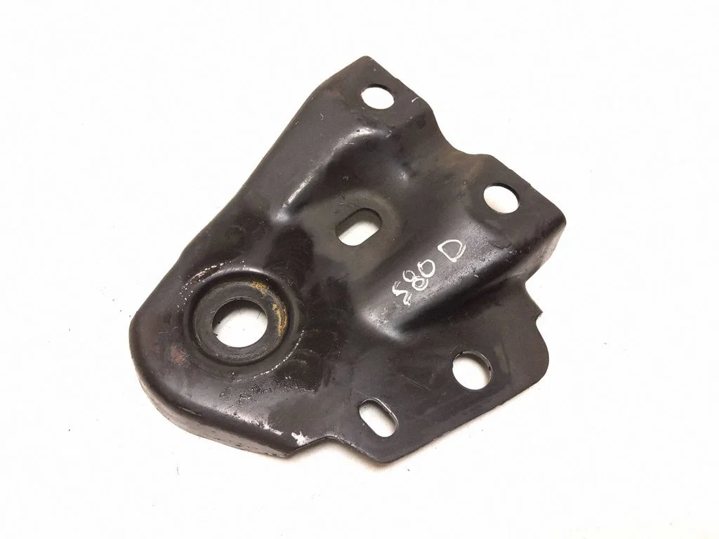 Muu esivedrustuse osa – Volvo S80 (2007-2013)