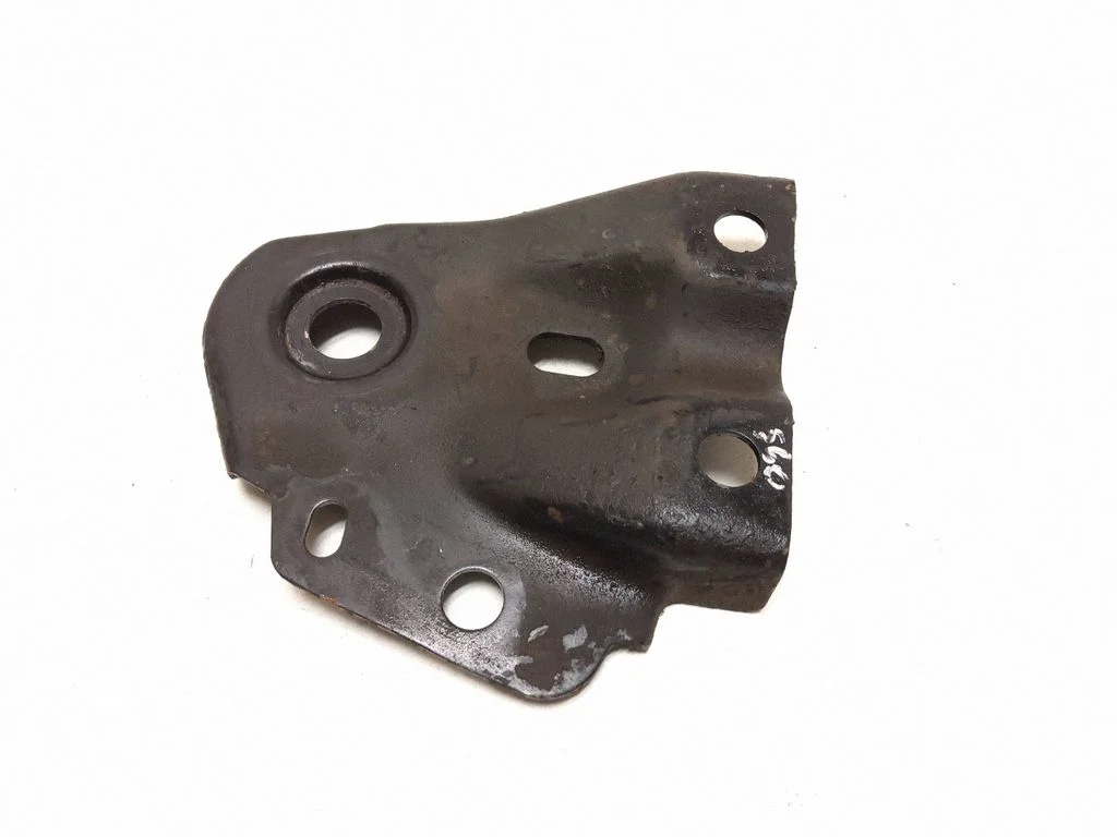 Muu esivedrustuse osa – Volvo S60 (2011-2013)
