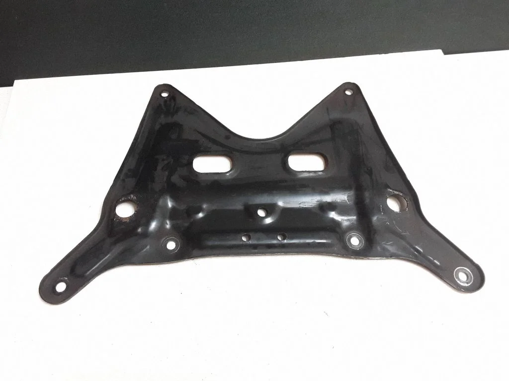 Other front suspension part – Mercedes-Benz E-Class W212 (2009-2016)