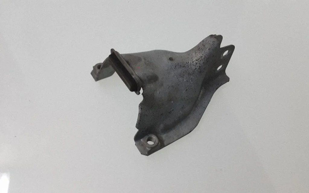 Other front suspension part – Audi Q5 SQ5 8R (2008-2017)