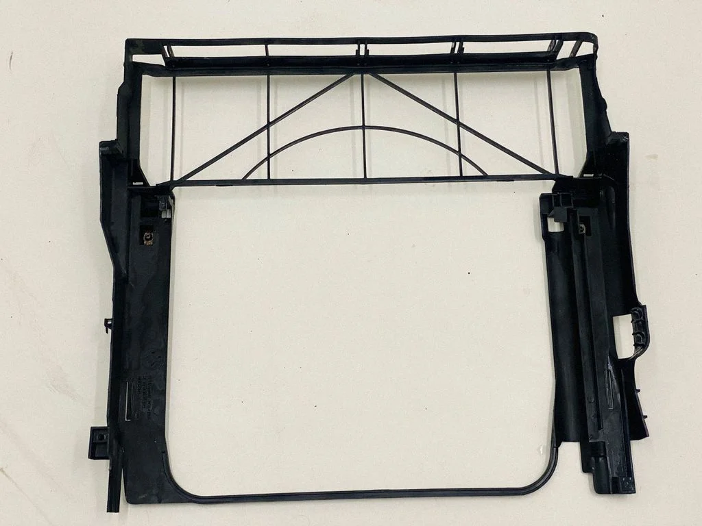 Radiator mount bracket – BMW X5 E53 (1999-2006)