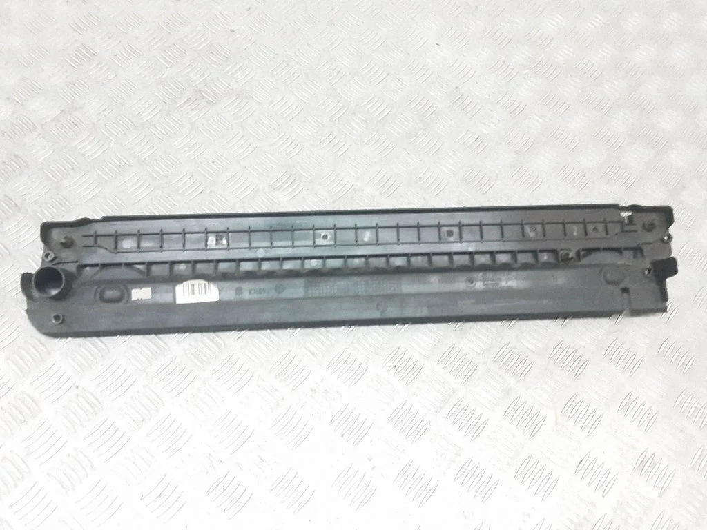 Radiator mount bracket – BMW 7 Series E65 E66 (2001-2008)