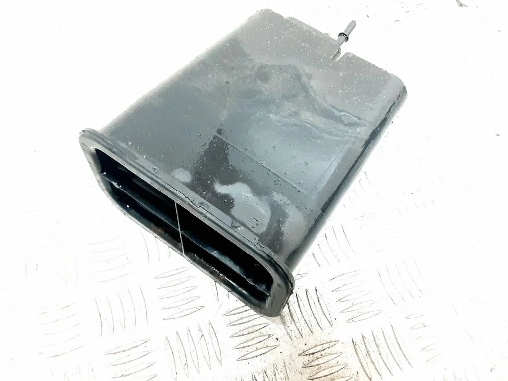 Active carbon filter fuel vapour canister – Volvo XC70 (2001-2004)