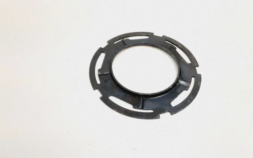 Kütusepumba (paagis) lukustusmutter – Volvo S60 (2011-2013)