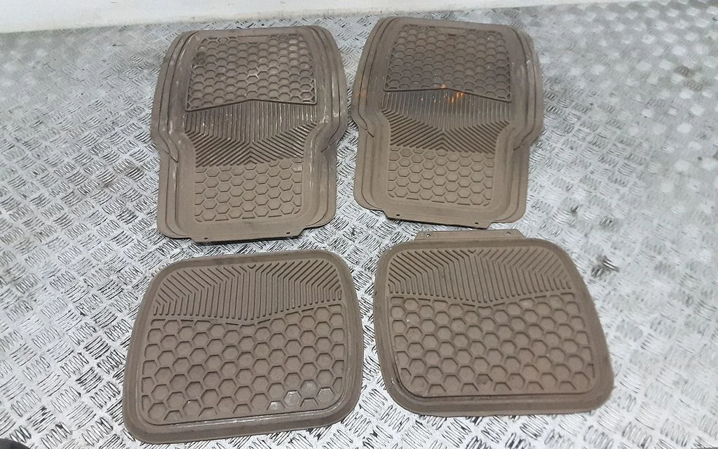 Car floor mat set – BMW X5 E70 (2006-2013)