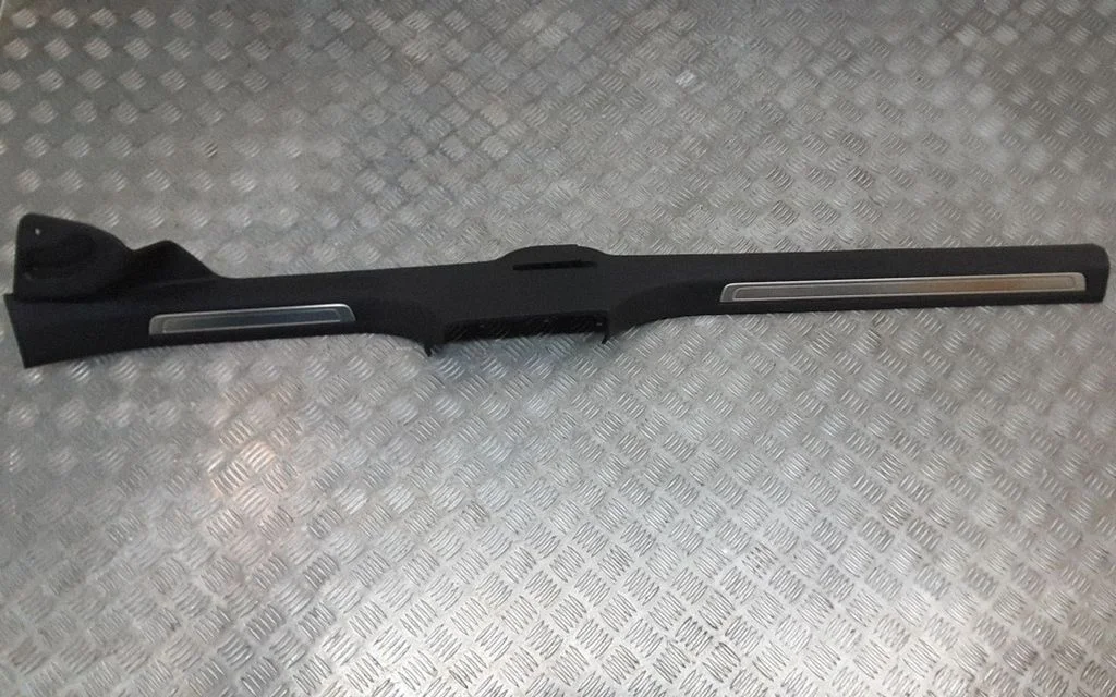 Sill/side skirt trim – Volkswagen Passat CC (2008-2016)
