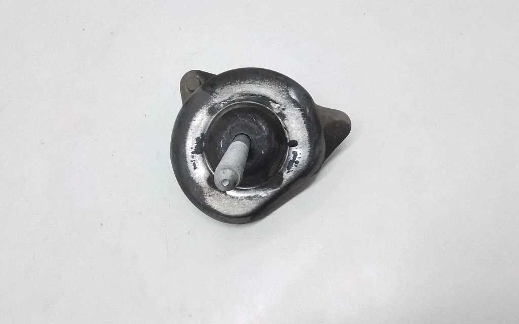Muu tagavedrustuse varuosa – BMW 7-seeria F01 F02 F03 F04 (2008-2016)