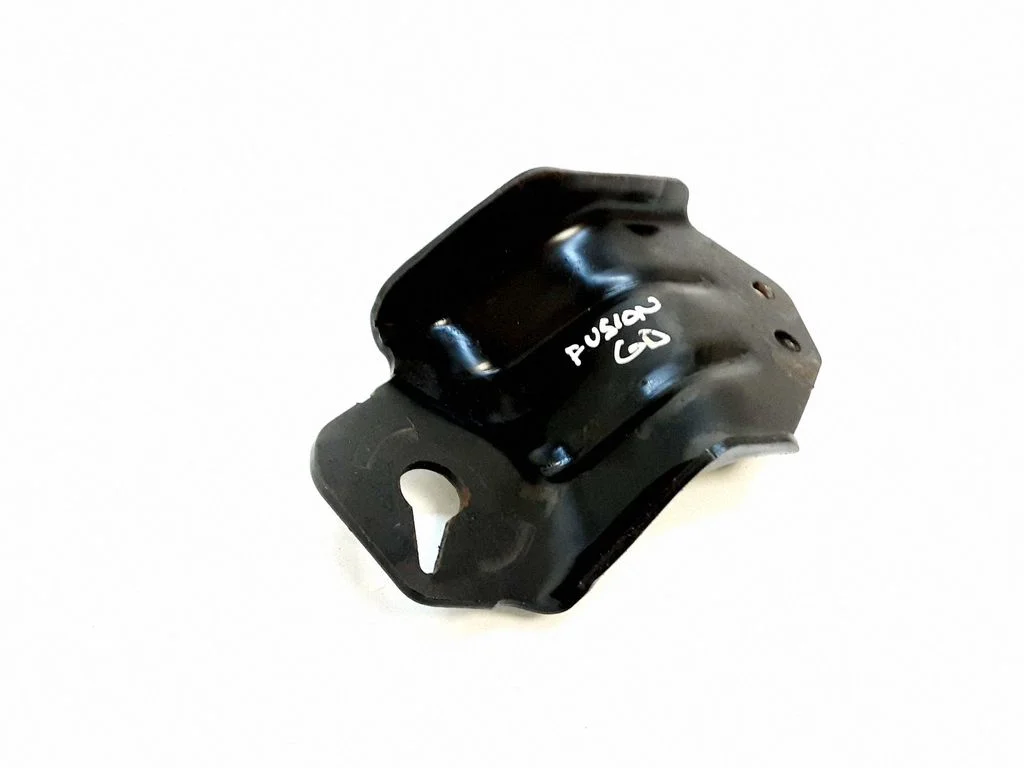 Muu tagavedrustuse varuosa – Ford Fusion II (2013-)
