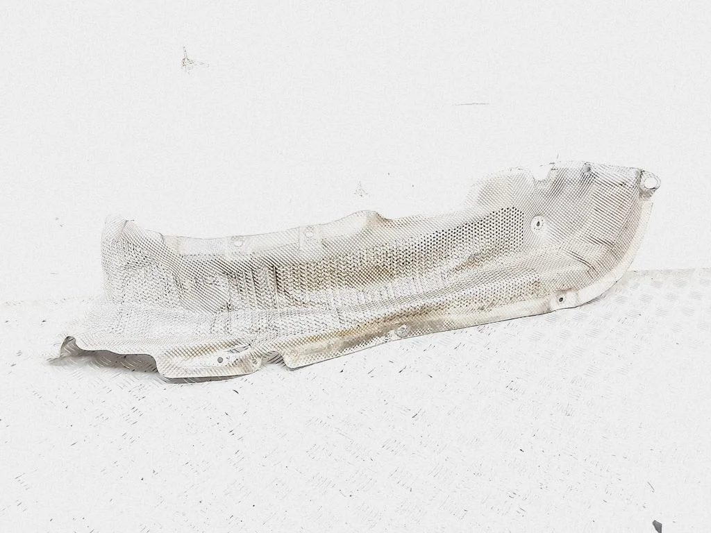 Exhaust heat shield 7185202