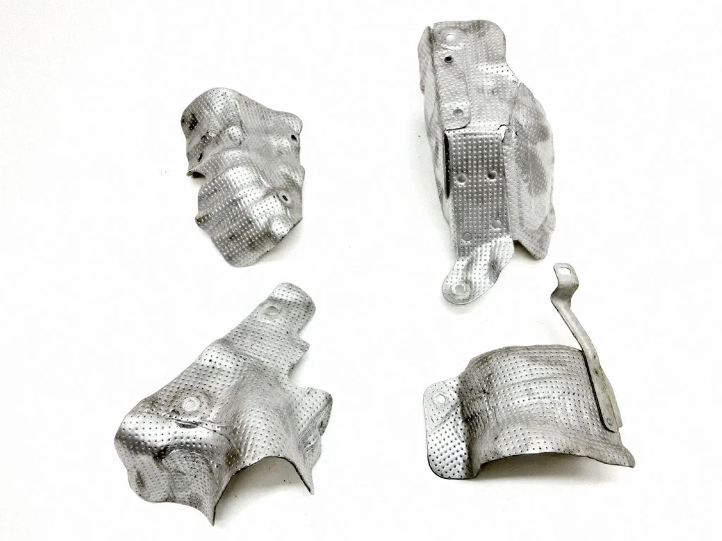 Heat shield in engine bay – Volvo XC60 (2014-2016)