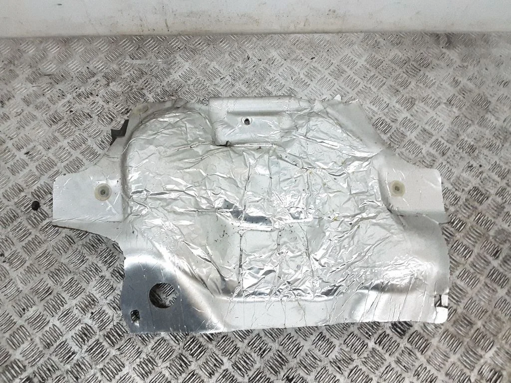 Mootori soojusisolatsioon (kuumakaitse) – Chrysler Town & Country V (2008-2016)