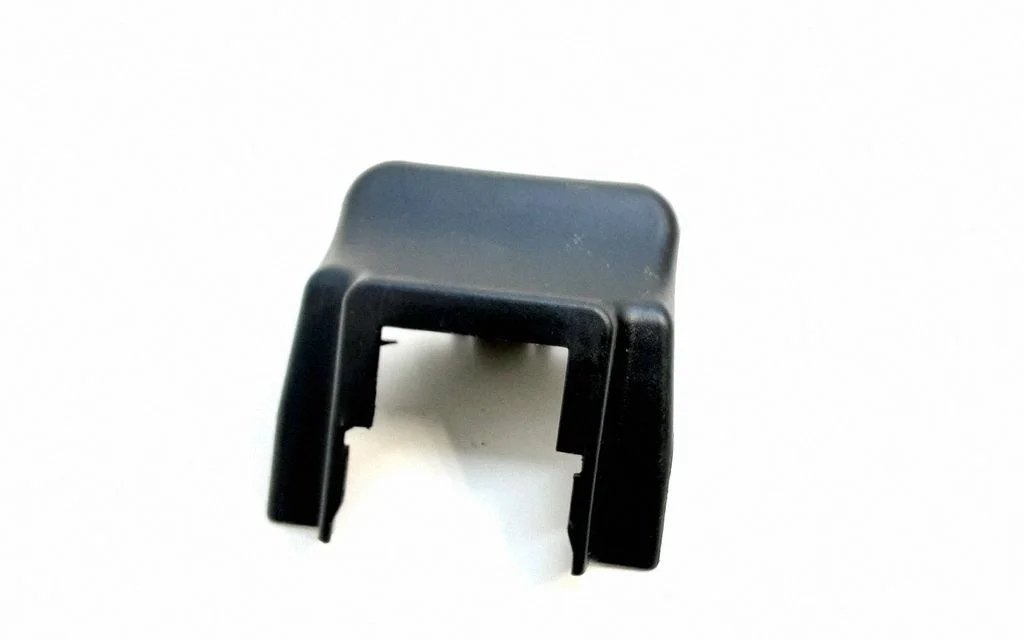 Rear seat rail trim cover – Subaru Outback (BS) (2015-2019)