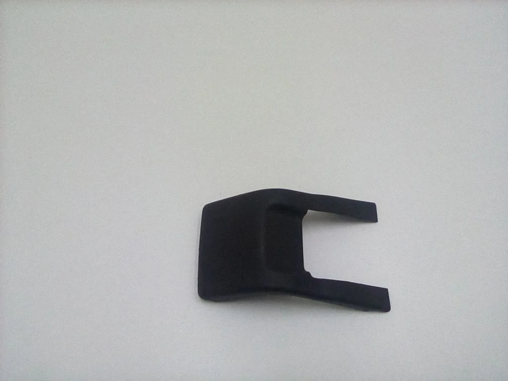 Rear seat rail trim cover – Mini Cooper Countryman R60 (2011-2016)