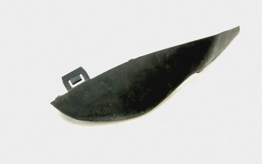 Fender end trim 31218596