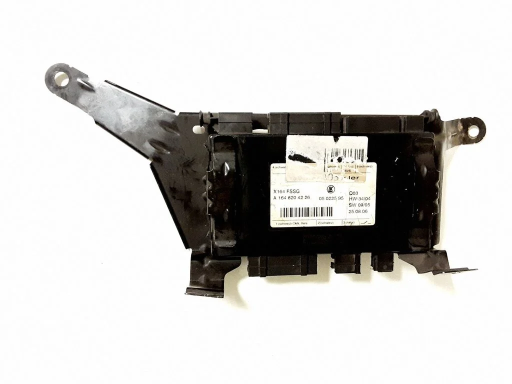 Istme juhtmoodul – Mercedes-Benz GL-klass X164 (2006-2012)