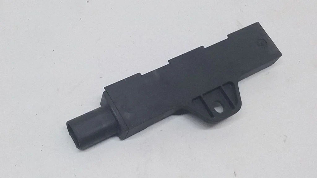 Võtmeta süsteemi KESSY (keyless) juhtplokk/moodul 9220831