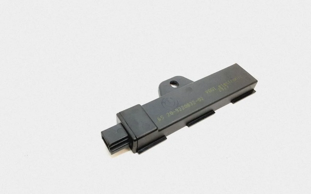Keyless (KESSY) go control unit/module – BMW 5 Series F10 F11 (2009-2016)