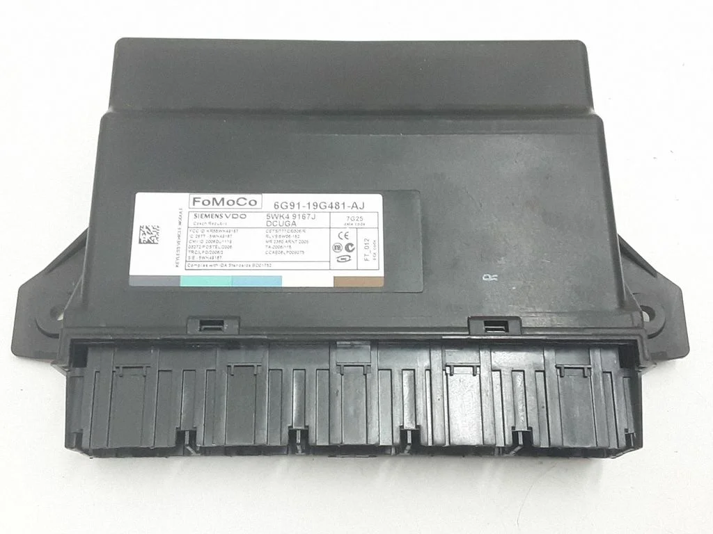 Keyless (KESSY) go control unit/module – Volvo XC60 (2009-2013)