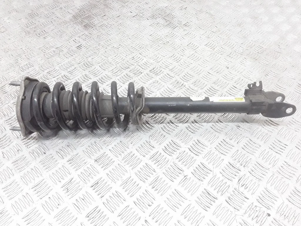 Front shock absorber with coil spring – Mercedes-Benz C-Class W205 (2014-2021)