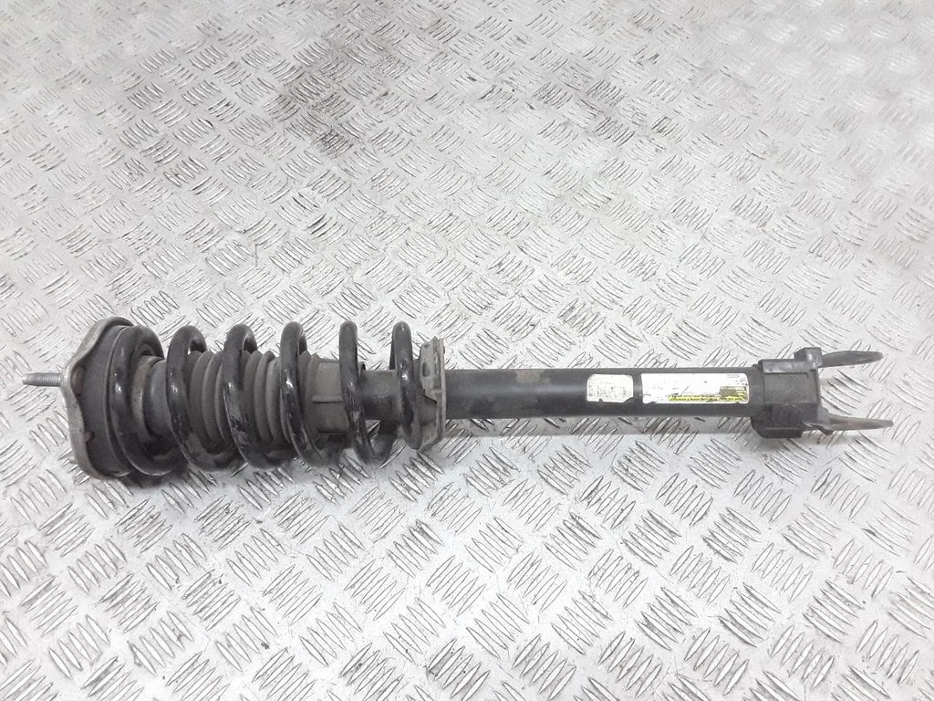 Front shock absorber with coil spring – Mercedes-Benz C-Class W205 (2014-2021)