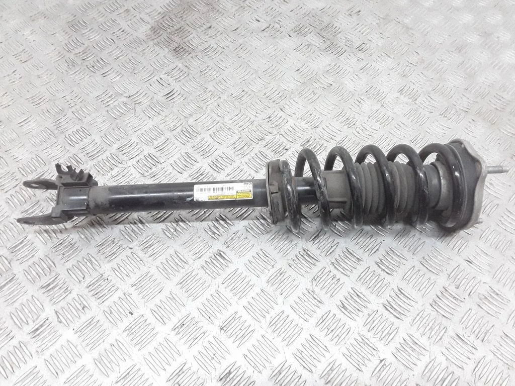 Front shock absorber with coil spring – Mercedes-Benz C-Class W205 (2014-2021)