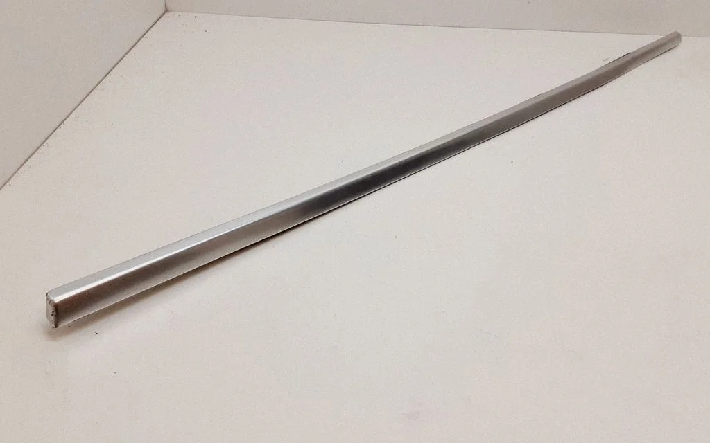 Rear door glass trim molding – Volvo XC60 (2009-2013)