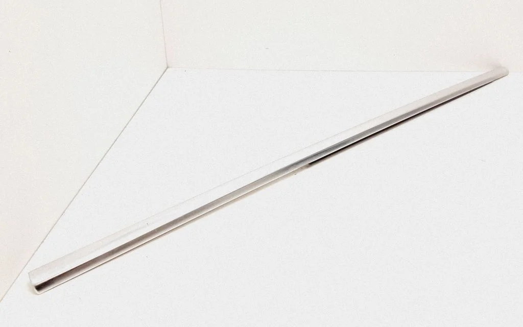 Rear door glass trim molding 30661123