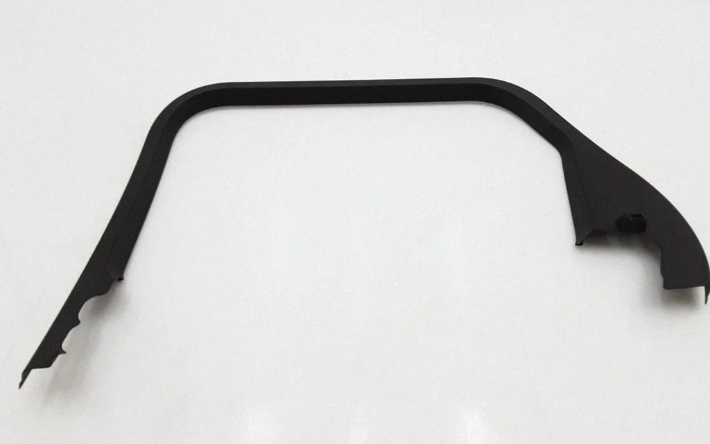 Rear door glass trim molding – rear right