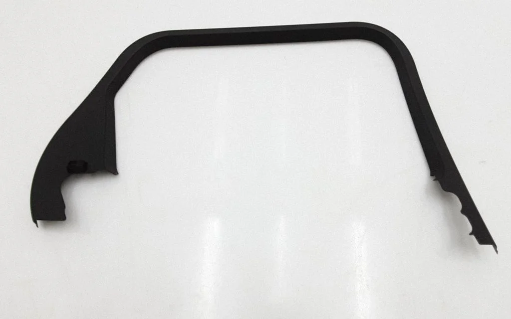 Rear door glass trim molding – rear left