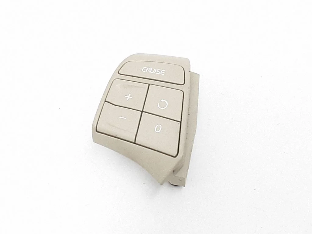 Steering wheel buttons/switches – Volvo S80 (2007-2013)
