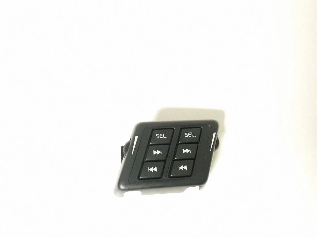 Przyciski kierownicy 8633112
