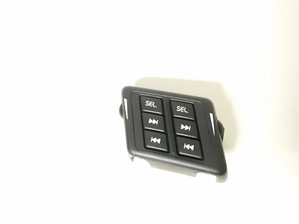 Przyciski kierownicy 8666729