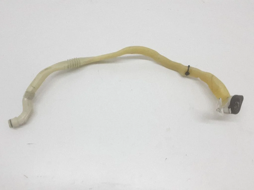 Window washer liquid tank fill tube 7203270