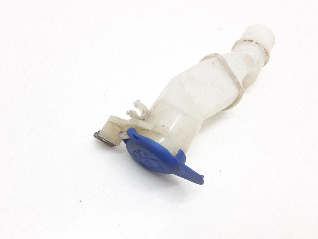 Window washer liquid tank fill tube – Volvo XC70 (2005-2007)