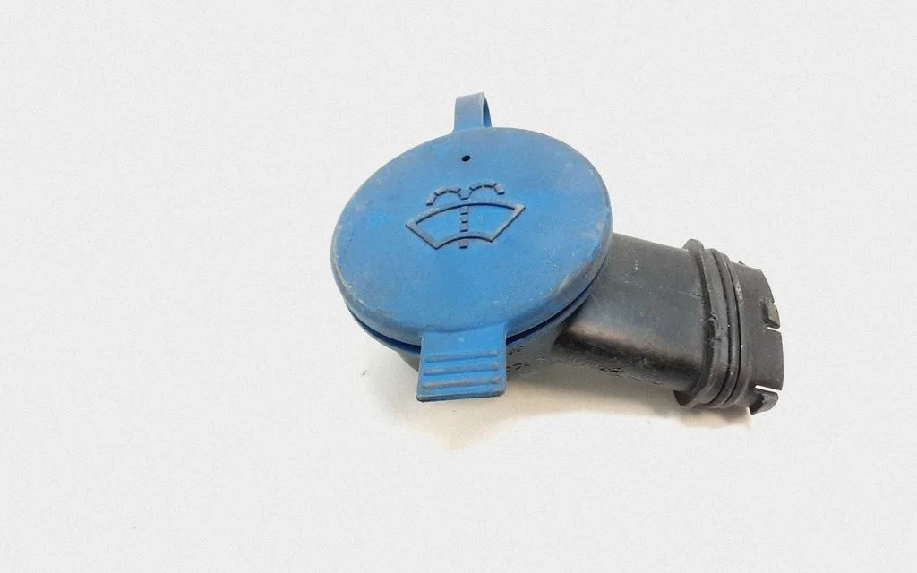 Window washer liquid tank fill tube – Mercedes-Benz ML-Class W166 (2012-2017)